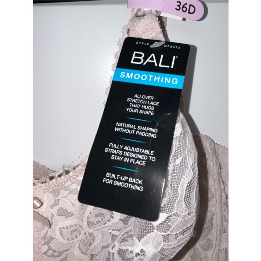 New, Bali Smoothing 3432 Lace Underwire Bra - Picture 2 of 7